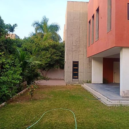 Villa-Safal Amrakunj Ahmedabad Luaran gambar