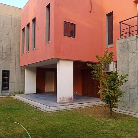 Villa-Safal Amrakunj Ahmedabad Luaran gambar